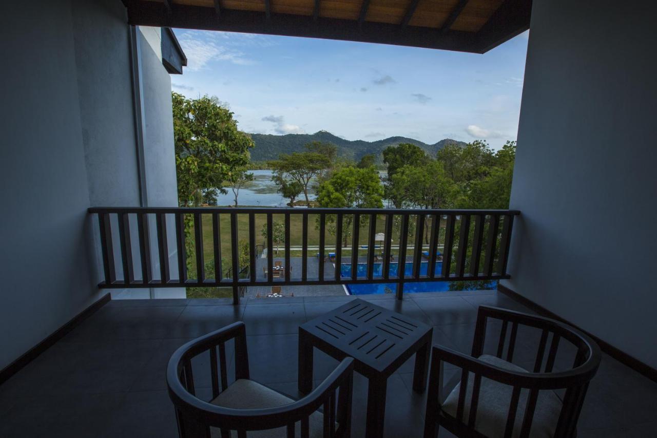 Grand Tamarind Lake Kataragama Ruang foto