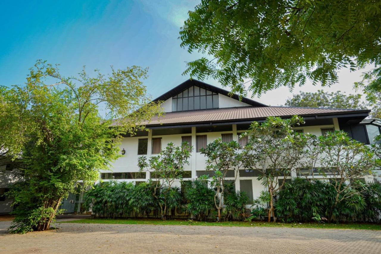 Grand Tamarind Lake Kataragama Bagian luar foto
